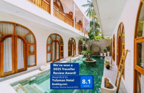 Yulaman Hotel